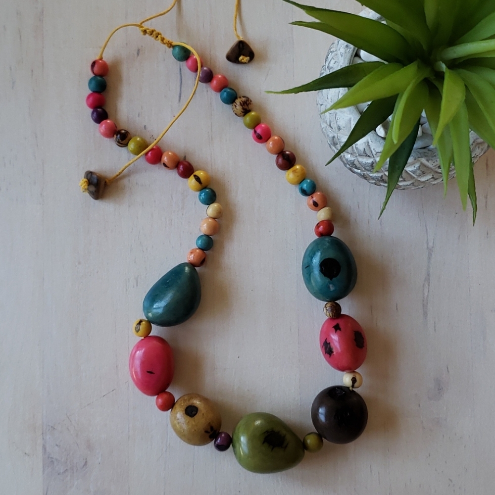 Brazilian Natural Seed Necklease